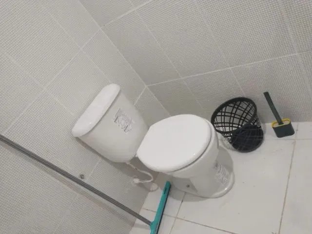 Imagem 3: Aluguel Mensal Ou Temporada - Quitinete com Banheiro e Toda Mobiliada