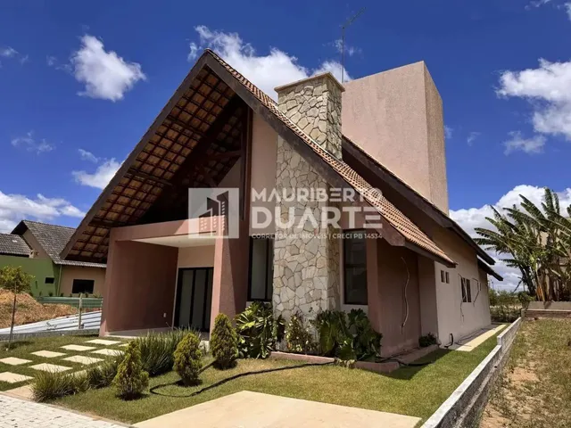 Imagem: Casa À Venda com 4 Suítes no Condomínio