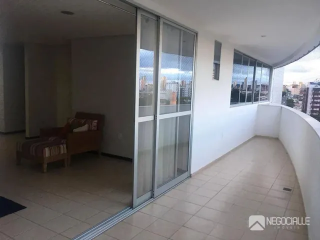 Imagem: Apartamento com 3 Dormitórios, 150 M²