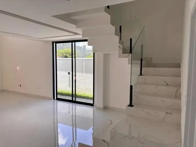 Imagem 7: Terras Alphaville - 5 Quartos Sendo 2 Suites - 200M - Posição Nascente