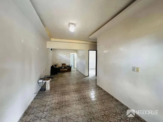 Imagem 11: Casa com 3 Dormitórios À Venda, 150 M² por R$ 330.000,00 - Catolé - Campina Grande/Pb