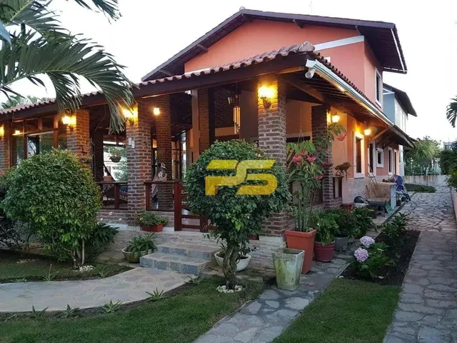 Imagem: Casa com 3 Dormitórios À Venda, 210 M²