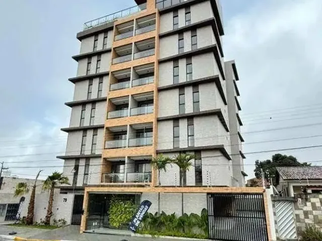 Imagem: O apartamento possui 2 Dormitórios, 1 Suíte, 2 Banheiros,