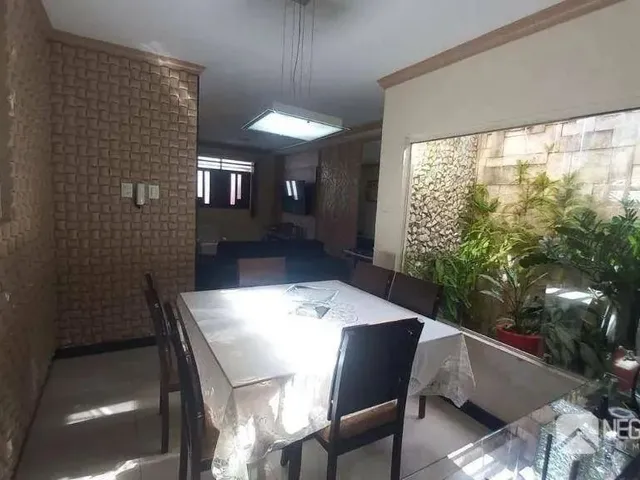 Imagem: Casa com 3 Dormitórios À Venda, 180 M²