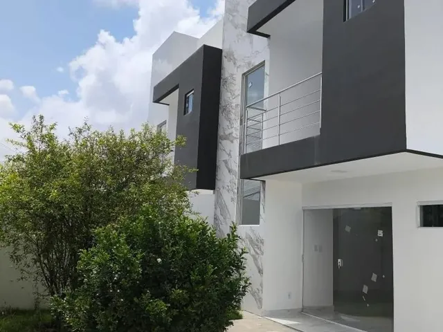 Imagem: Casa À Venda com 3 Quartos, Sendo 2 Suítes
