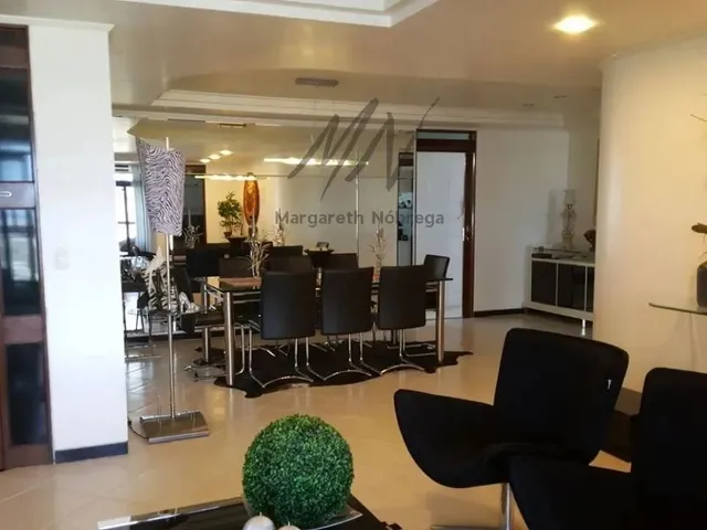 Imagem 11: Apt Impecavel a Venda com 200 Metros Quadrados com 4 Suites em Centro - Campina Grande - P