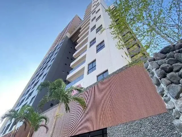 Imagem: O apartamento possui 2 Dormitórios, 1 Suíte, 2 Banheiros,