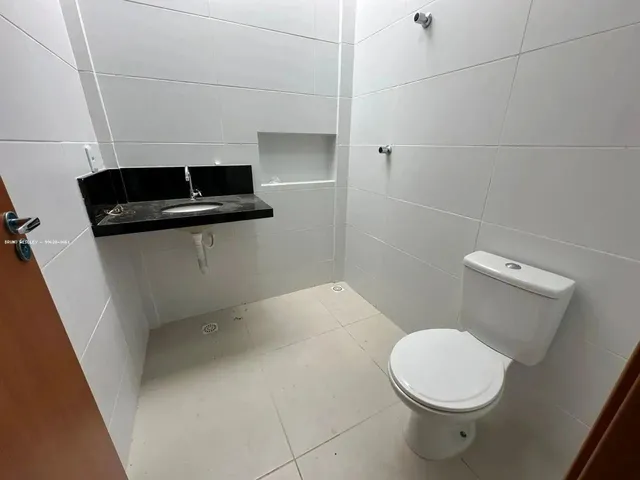 Imagem 7: Casa para Venda em Campina Grande, Monte Castelo, 3 Dormitórios, 2 Suítes, 2 Banheiros