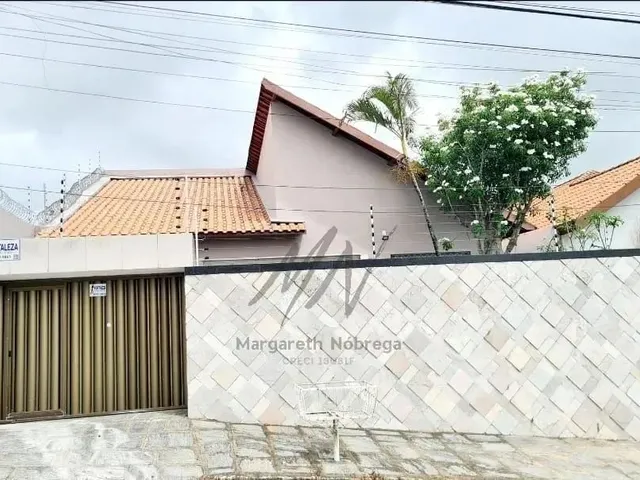 Imagem: Térrea para Venda com 245 Metros Quadrados