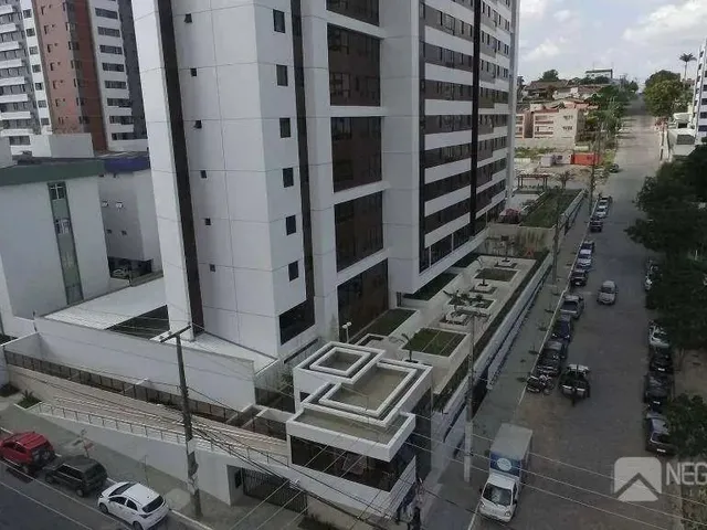 Imagem: O apartamento possui 3 Dormitórios, 2 Banheiros, 2 Vagas