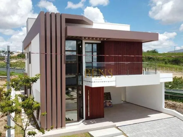 Imagem: Casa com 4 Dormitórios À Venda, 275 M²