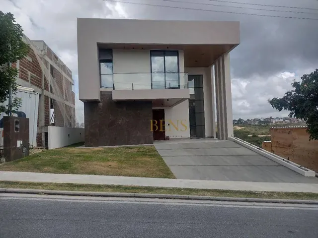 Imagem: Casa com 4 Dormitórios À Venda, 346 M²