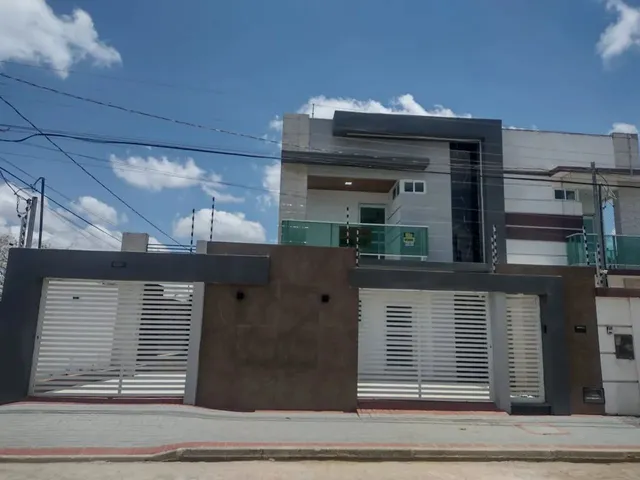 Imagem: Duplex de Esquina, com Piscina Pronto para