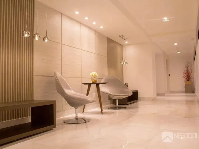 Imagem: O apartamento possui 3 Dormitórios, 1 Suíte, 1 Banheiro,