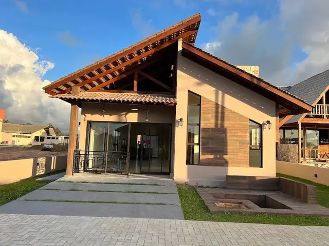 Imagem: Casa Á Venda no Condomínio Monte Cerejeiras