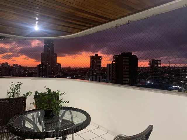 Imagem: O apartamento possui 3 Dormitórios, 2 Suítes, 3