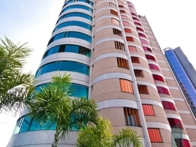 Imagem: O apartamento possui 6 Dormitórios, 6 Suítes, 6 Banheiros