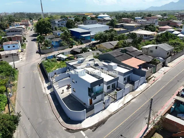 Imagem 1: Casa À Venda em Costa Dourada - 2 Quartos/120M² - Serra, Es