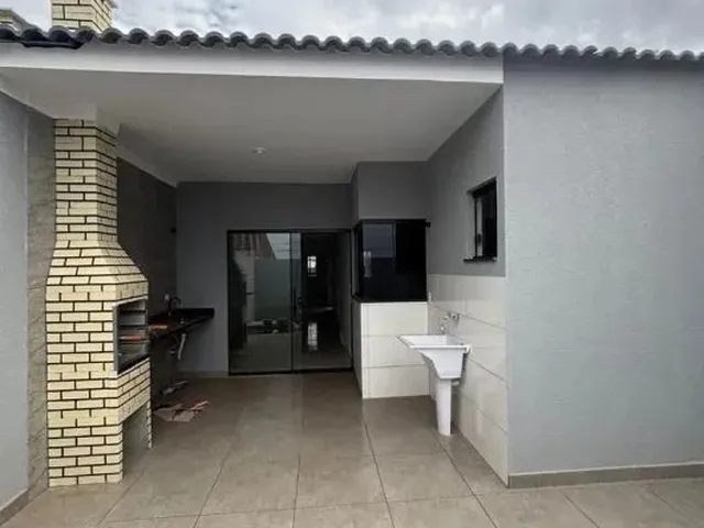 Imagem 1: Casa com Churrasqueira com santa Bárbara