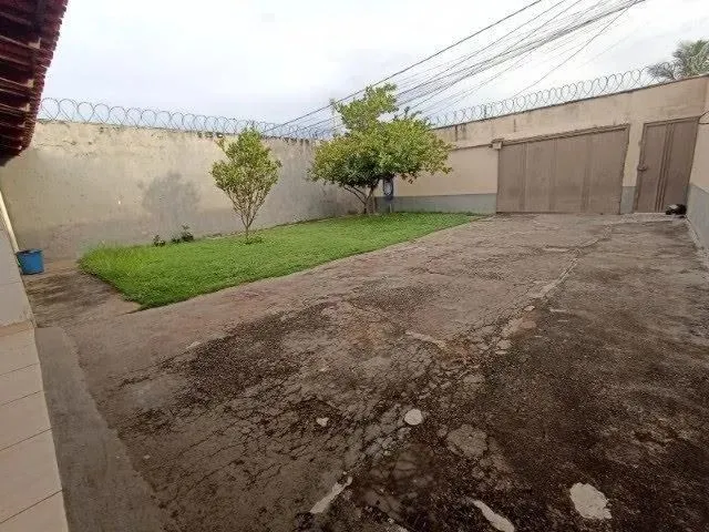 Imagem 3: Casa em Cidade Continental, com Quintal