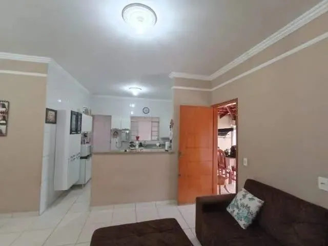 Imagem 5: Casa em Cidade Continental, com Quintal