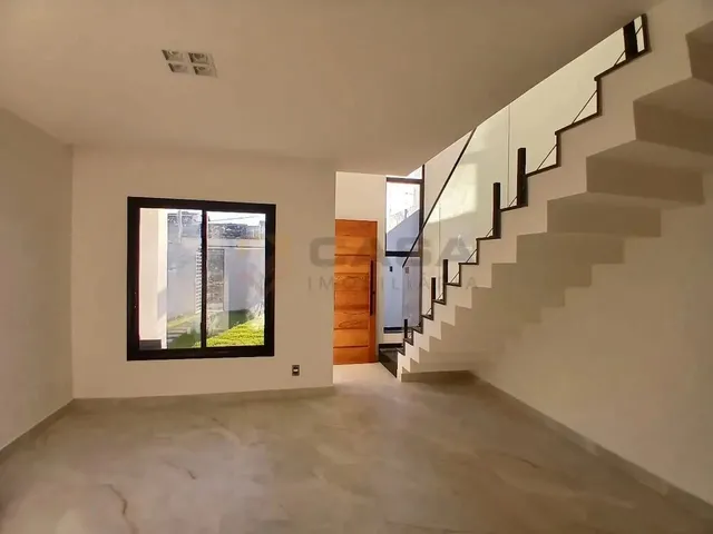 Imagem 15: Dr-Portal de Jacaraípe: Casa Duplex com 3 Quartos e Quintal Aconchegante! Ubol