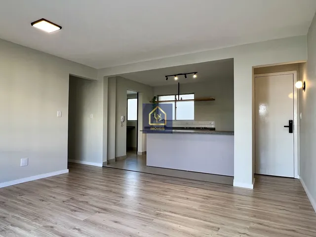 Imagem: Apartamento Retrofit com 3 quartos (1 suíte)