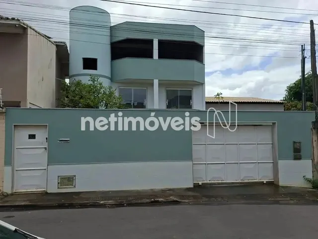 Imagem 14: Imóvel para Venda com 390 Metros Quadrados com 4 Quartos em Vila Capixaba - Cariacica