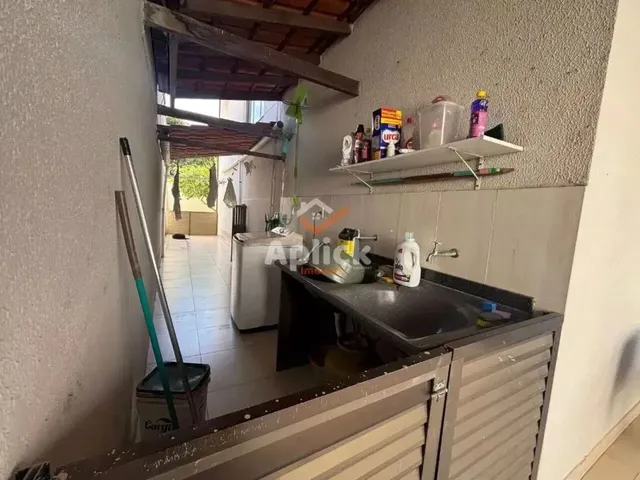 Imagem 8: Casa Á Venda em Morada de Laranjeiras-3 Quartos-Suíte 3 Vagas