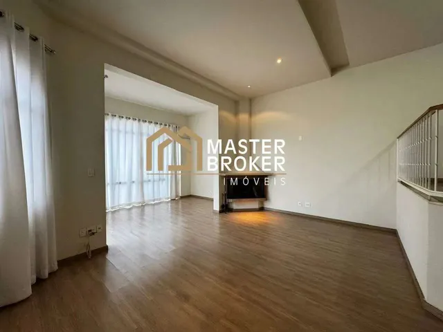 Imagem 10: Casa em Condomínio, 4 Quartos, Área de Lazer com Quadra, Piscina e Sauna, Segurança 24