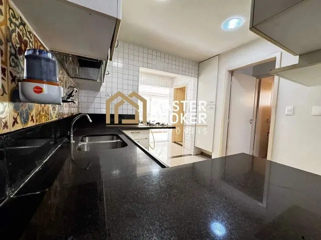 Imagem 8: Casa em Condomínio, 4 Quartos, Área de Lazer com Quadra, Piscina e Sauna, Segurança 24
