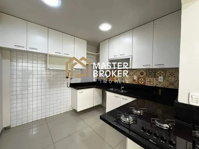 Imagem 7: Casa em Condomínio, 4 Quartos, Área de Lazer com Quadra, Piscina e Sauna, Segurança 24