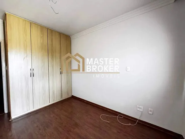 Imagem 9: Casa em Condomínio, 4 Quartos, Área de Lazer com Quadra, Piscina e Sauna, Segurança 24