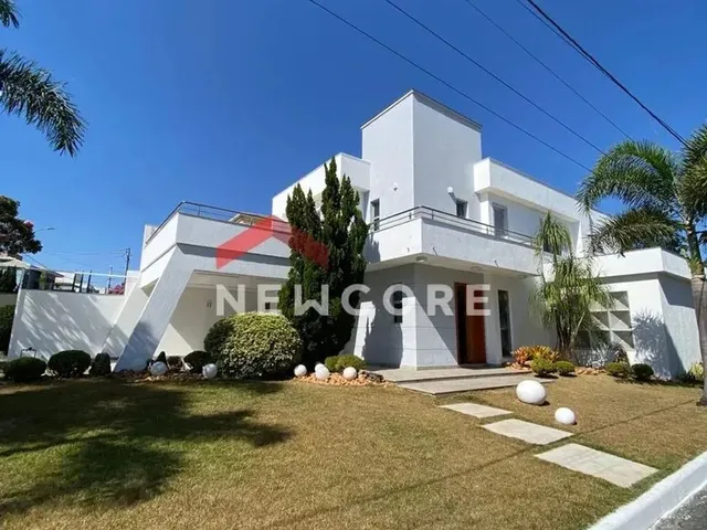 Imagem: Casa de Condomínio em Alameda Mangabeira
