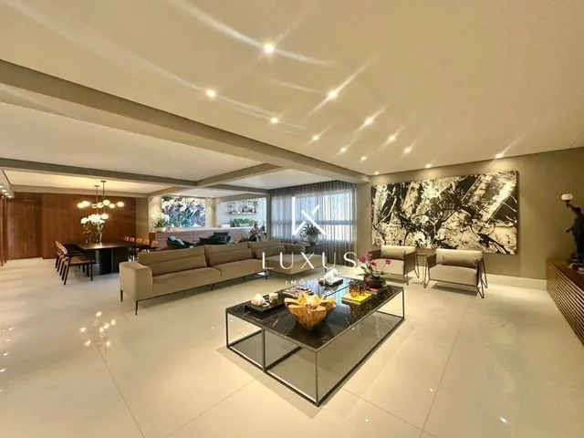 Imagem: Apartamento com 4 Dormitórios À Venda