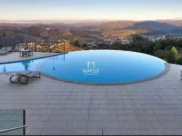 Imagem: Casa À Venda, 5 Quartos, 4 Suítes, 10