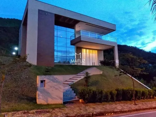 Imagem: Casa À Venda em Condomínio com 5 Quartos