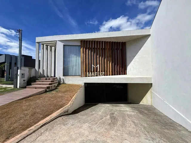 Imagem: Casa À Venda, 3 Quartos, 1 Suíte, 4 Vagas