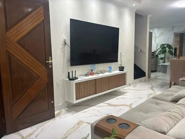 Imagem: Casa Geminada À Venda, 3 Quartos, 1 Suíte