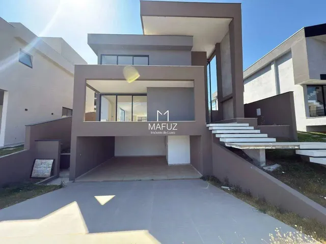 Imagem: Casa À Venda, 4 Quartos, 3 Suítes, 4 Vagas