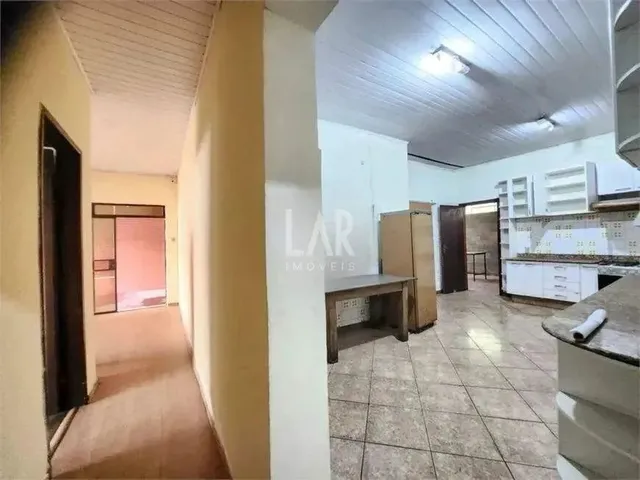 Imagem 3: Casa À Venda, 3 Quartos, 1 Suíte, 2 Vagas, Centro - Nova Lima/Mg