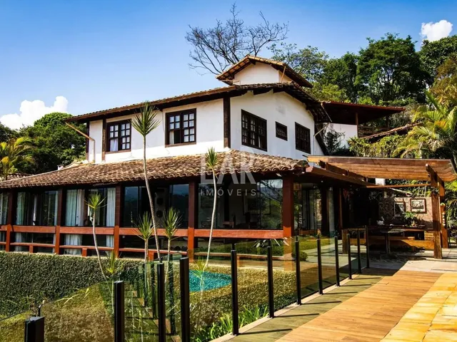 Imagem: Casa À Venda, 8 Quartos, 5 Suítes, São