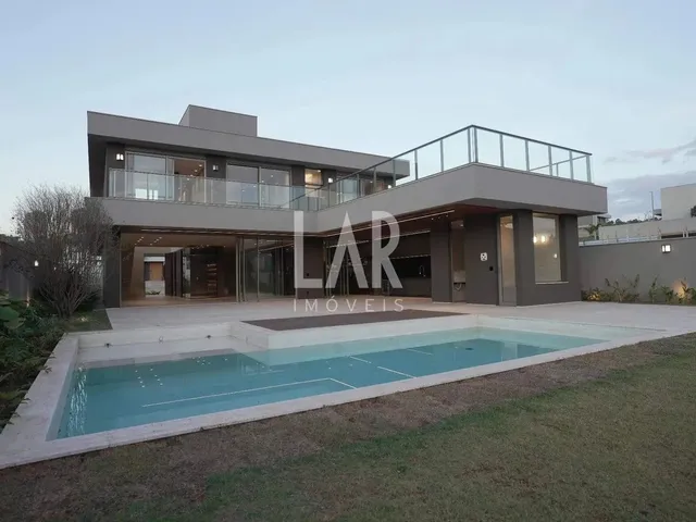 Imagem: Casa em Condomínio À Venda, 4 Quartos