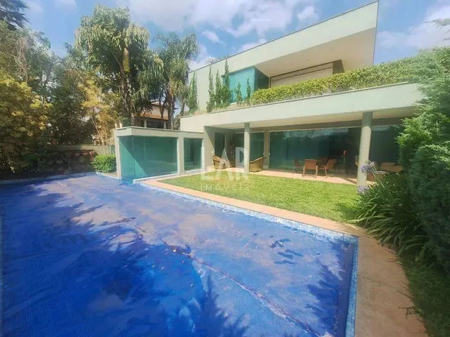 Imagem: Casa em Condomínio À Venda, 5 Quartos
