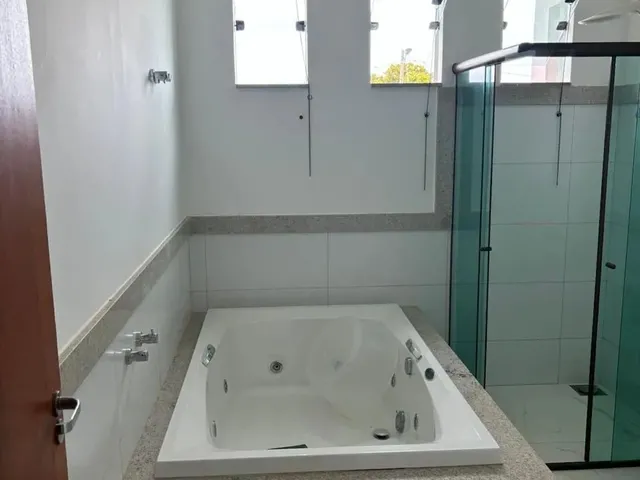 Imagem 3: Casa de Condomínio 3 Quartos Suíte com Hidromassagem Piscina e Churrasqueira