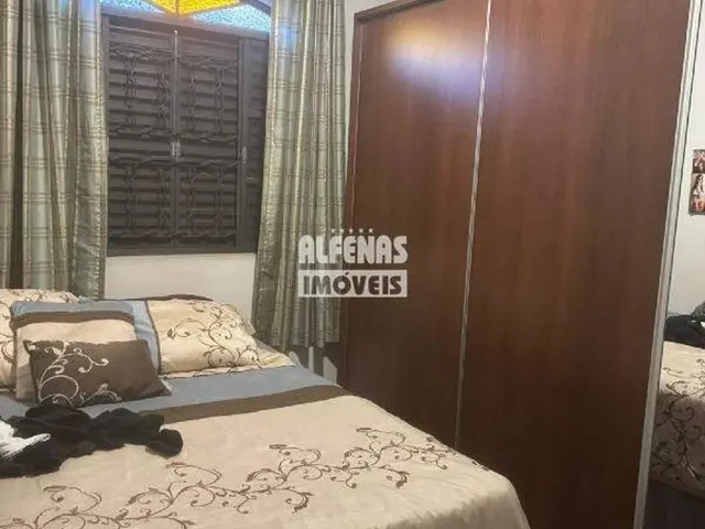 Imagem 13: Excelente Oportunidade - Casa 4 Quartos - Eldorado - Contagem - Mg