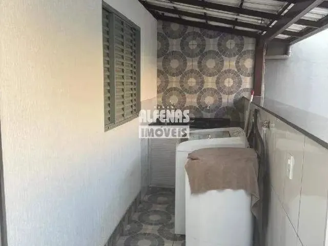 Imagem 12: Excelente Oportunidade - Casa 4 Quartos - Eldorado - Contagem - Mg