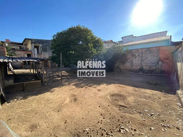 Imagem: Casa À Venda 2 Quartos no Bairro Eldorado