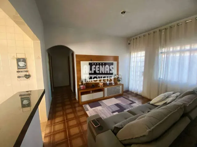Imagem: Casa À Venda 3 Quartos no Bairro Petrolandia