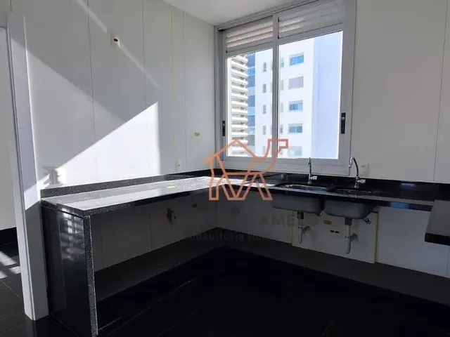 Imagem 9: Apartamento com 4 Dormitórios À Venda, 206 M² por R$ 3.900.000,00 - Vila da Serra